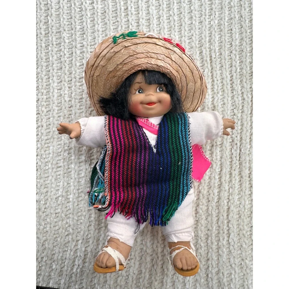 Vintage Munecas Mexicanas Souvenir Doll Mexico Sombrero Serape Huaraches 10 Inch